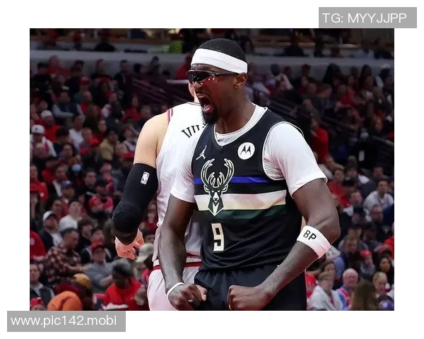 血亏！雄鹿赢了数据输了气势？骑士替补席杀疯了，26分先生一战封神，这板凳深度谁顶得住？